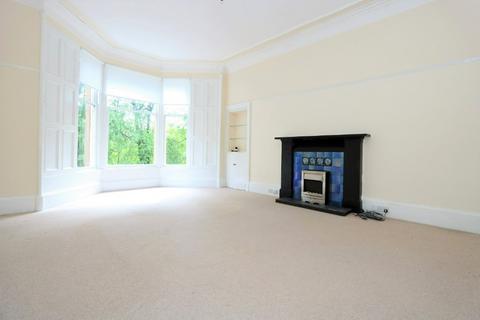 2 bedroom flat to rent, Doune Quadrant, Glasgow, G20