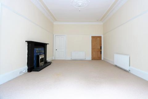 2 bedroom flat to rent, Doune Quadrant, Glasgow, G20