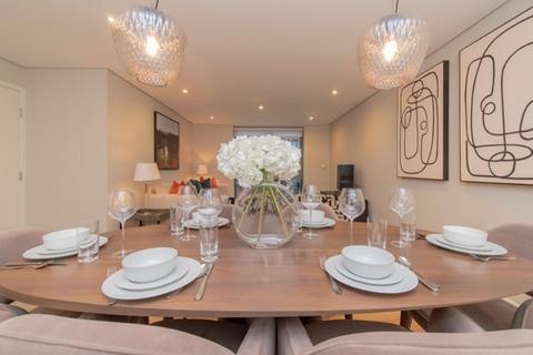 3 bedroom apartment to rent, Merchant Square, London W2