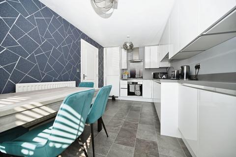 4 bedroom semi-detached house for sale, Alva Close, Guiseley, Leeds