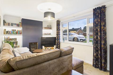 3 bedroom semi-detached house for sale, Gilpin Avenue, Hucclecote, Gloucester, Gloucestershire, GL3