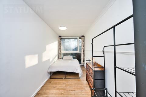 1 bedroom in a flat share to rent - Morgan House, 57 Vauxhall Bridge Road, London, SW1V