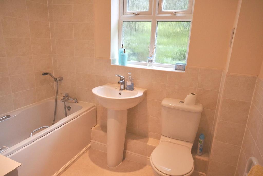 Bathoom.JPG