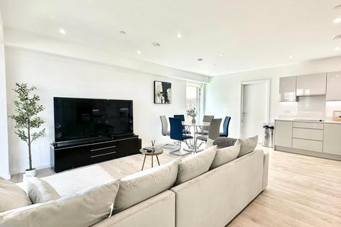 3 bedroom apartment for sale, Peto Street North, London E16