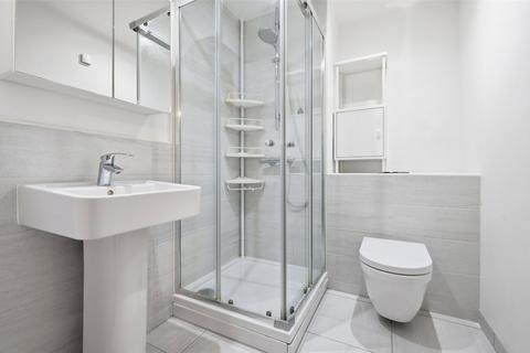 3 bedroom apartment for sale, Minnie Baldock Street, London E16