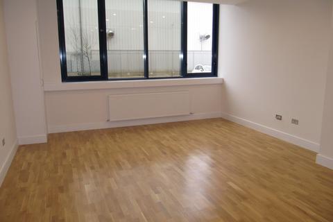 1 bedroom apartment to rent, Grand Union House, Buckinghamshire SL0