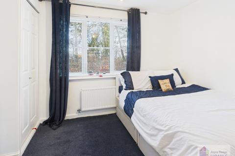 undefined, McKinley Court, East Kilbride G74