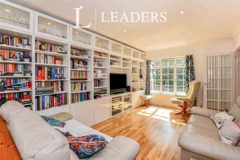 3 bedroom terraced house to rent, St Ives Gardens, BH2