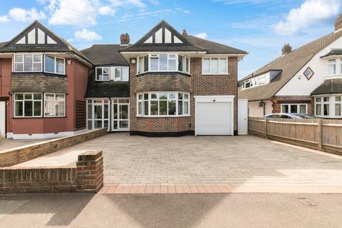 undefined, Stoneleigh Park Road, Stoneleigh
