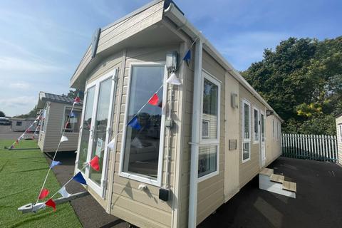 undefined, Church Laneham DN22