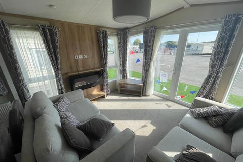 undefined, Church Laneham DN22