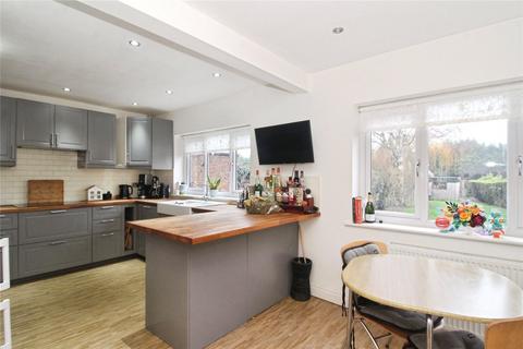 3 bedroom semi-detached house for sale, Brookside, Hinckley LE10