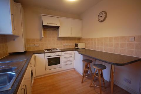 1 bedroom apartment to rent, Blythe Road, London W14