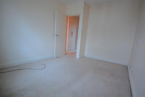 1 bedroom apartment to rent, Blythe Road, London W14