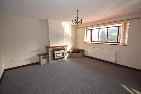 3 bedroom semi-detached house to rent, Porters Mill Close, Leominster