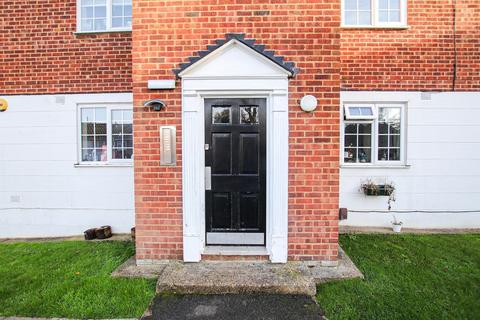 2 bedroom flat to rent, Freshwood Way, Wallington, SM6