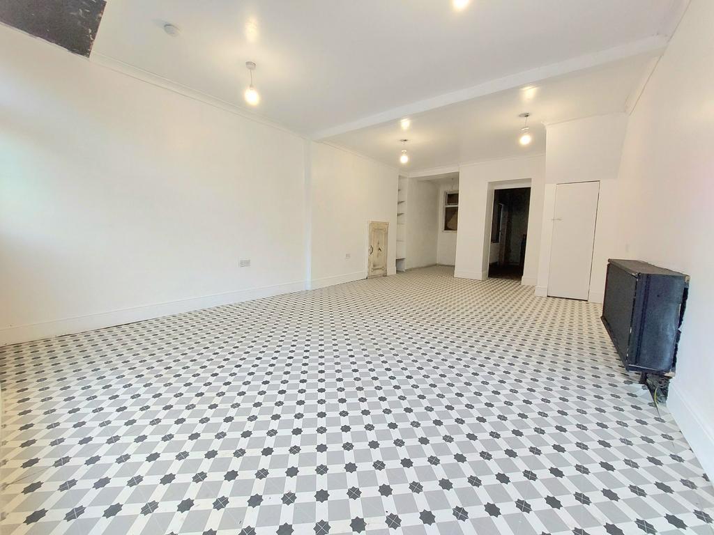 Commercial Unit