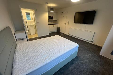 1 bedroom in a house share to rent, 144 Stumpacre, Peterborough PE3