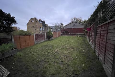 3 bedroom ground floor flat for sale, 169/169a Dunstans Road, East Dulwich, Southwark, London SE22 0HB