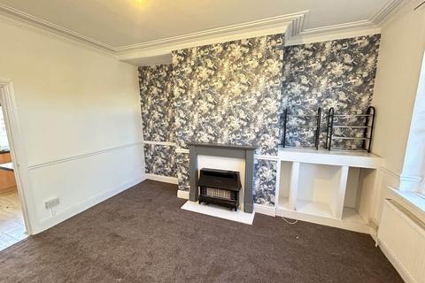 2 bedroom terraced house to rent, Dawson Place, Bradford,