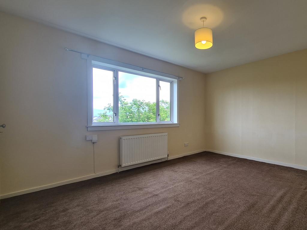 Main bedroom 4