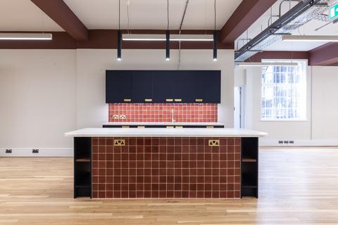 Office to rent, 15-16 Margaret St London W1W 8RW