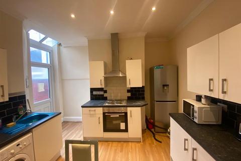 4 bedroom terraced house for sale, Rostherne Street, Salford, M6