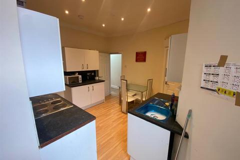 4 bedroom terraced house for sale, Rostherne Street, Salford, M6