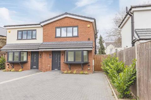 2 bedroom semi-detached house to rent - The Myrke, Datchet SL3