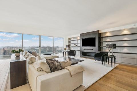 3 bedroom flat to rent, Riverside One, 22 Hester Road, London