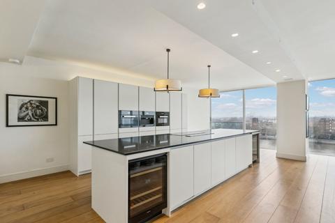 3 bedroom flat to rent, Riverside One, 22 Hester Road, London