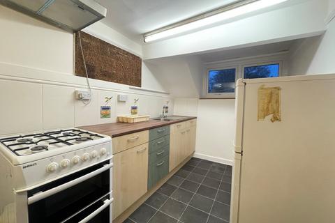 1 bedroom flat to rent, Chapel Lane, Leeds, LS6