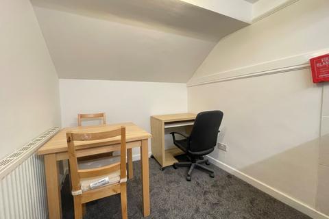 undefined, Chapel Lane, Headingley, Leeds, LS6
