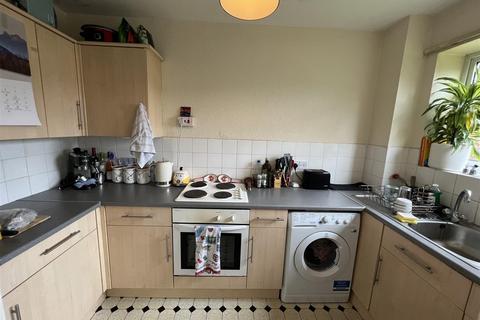 1 bedroom flat to rent, Overbury Avenue, Beckenham, BR3