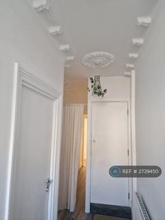 1 bedroom in a house share to rent, Clapton, London, E5