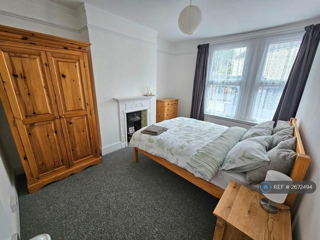 Room 4