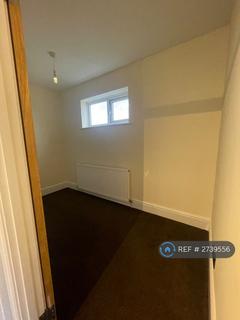 undefined, Rochfords Gardens, Slough, SL2