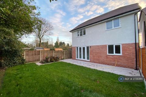3 bedroom detached house to rent, Sevens Grove, Burntwood, WS7