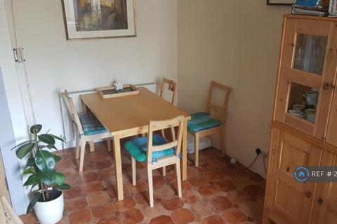 1 bedroom flat to rent, Roseburn Avenue, Edinburgh, EH12