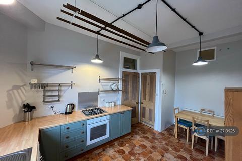 undefined, Roseburn Avenue, Edinburgh, EH12