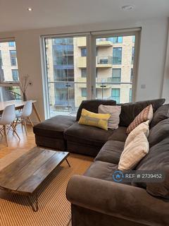 2 bedroom flat to rent, Hogan Court, London, SE5