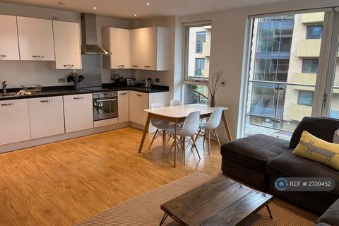 2 bedroom flat to rent, Hogan Court, London, SE5