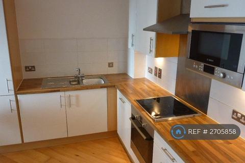 2 bedroom flat to rent, Bute Terrace, Cardiff, CF10