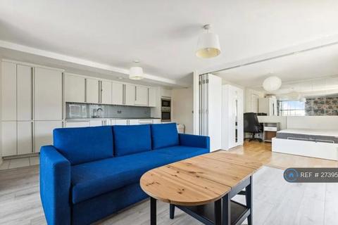 2 bedroom flat to rent, Bazalgette Court, London, W6