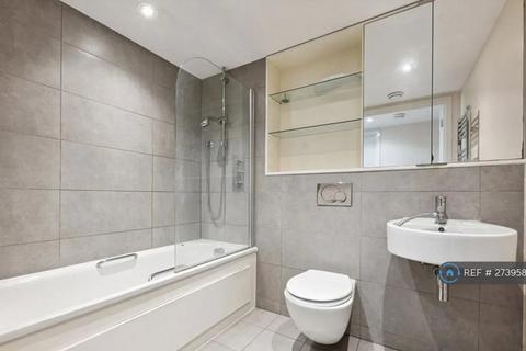 2 bedroom flat to rent, Bazalgette Court, London, W6