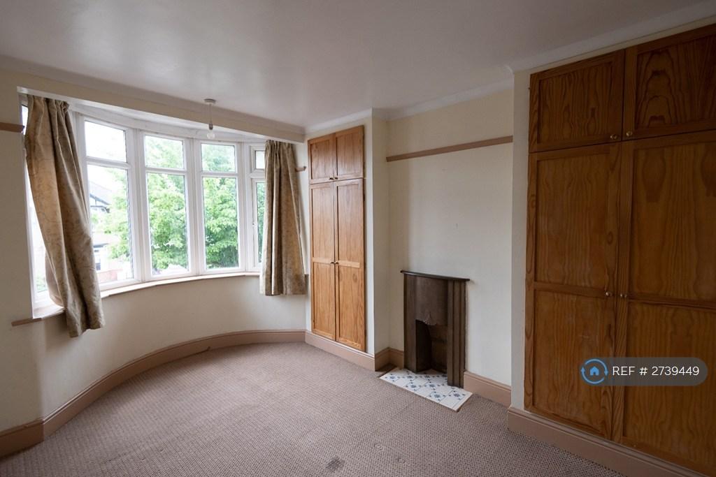Front Bedroom Photo #1