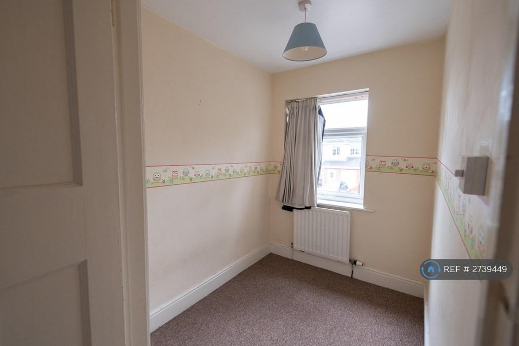 Small Front Bedroom