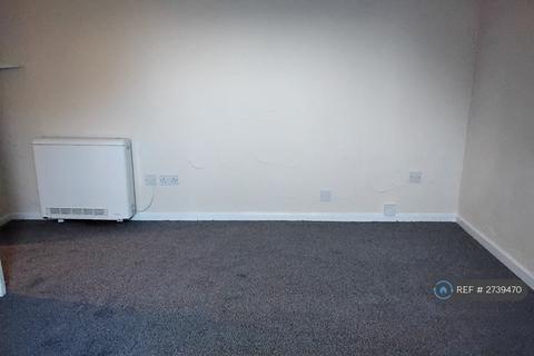 1 bedroom flat to rent, North Street, Bridlington, YO15