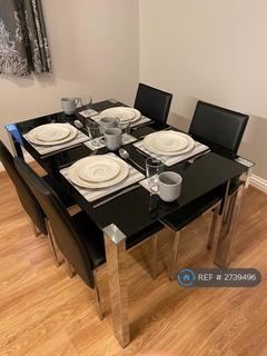 2 bedroom flat to rent, Mallaby Court, Birkenhead, CH41
