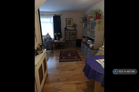 3 bedroom end of terrace house to rent, Truleigh Close, Brighton, BN2